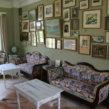 山林小屋 雪绒花山林小屋